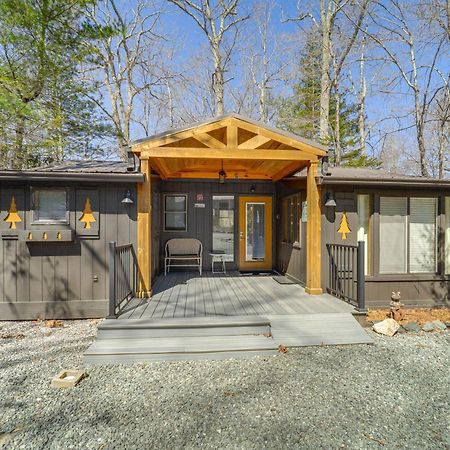 Rustic Newland Cabin With Deck By Lake And Trails! 외부 사진